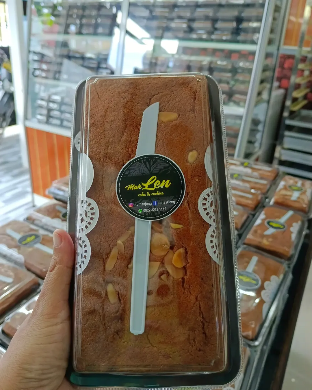 Cake Pisang Box M